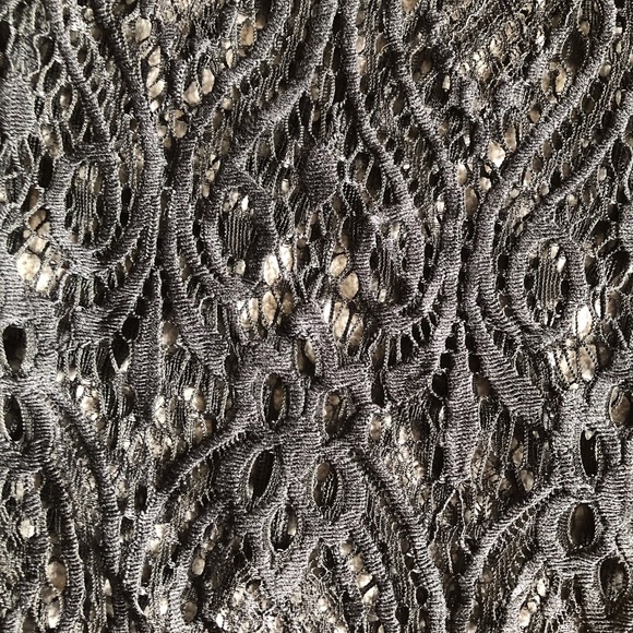 Top - Picture 3 of 3